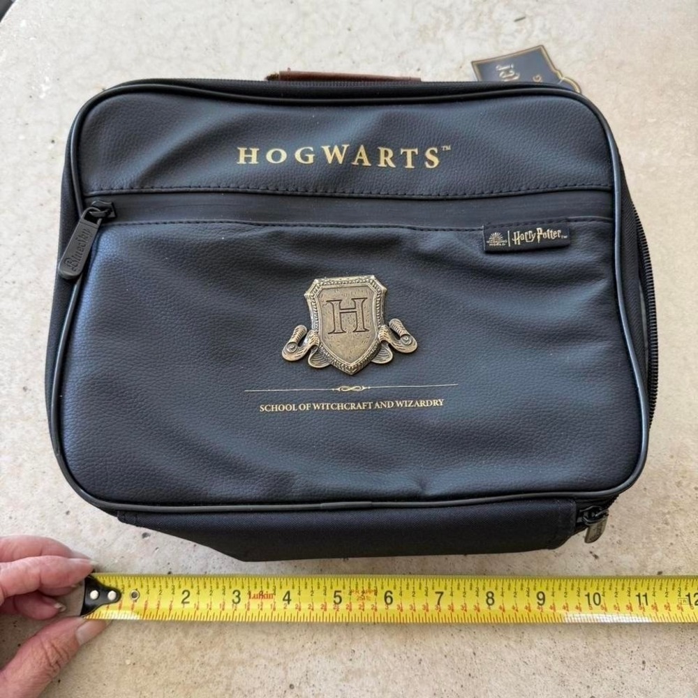 Harry Potter Hogwarts Lunch Bag New Wizarding World Black Gold Lunchbox